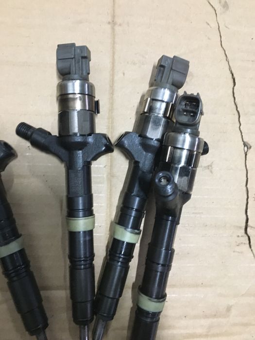 Injectoare Toyota Land Cruiser 3.0D4D 2002-2006