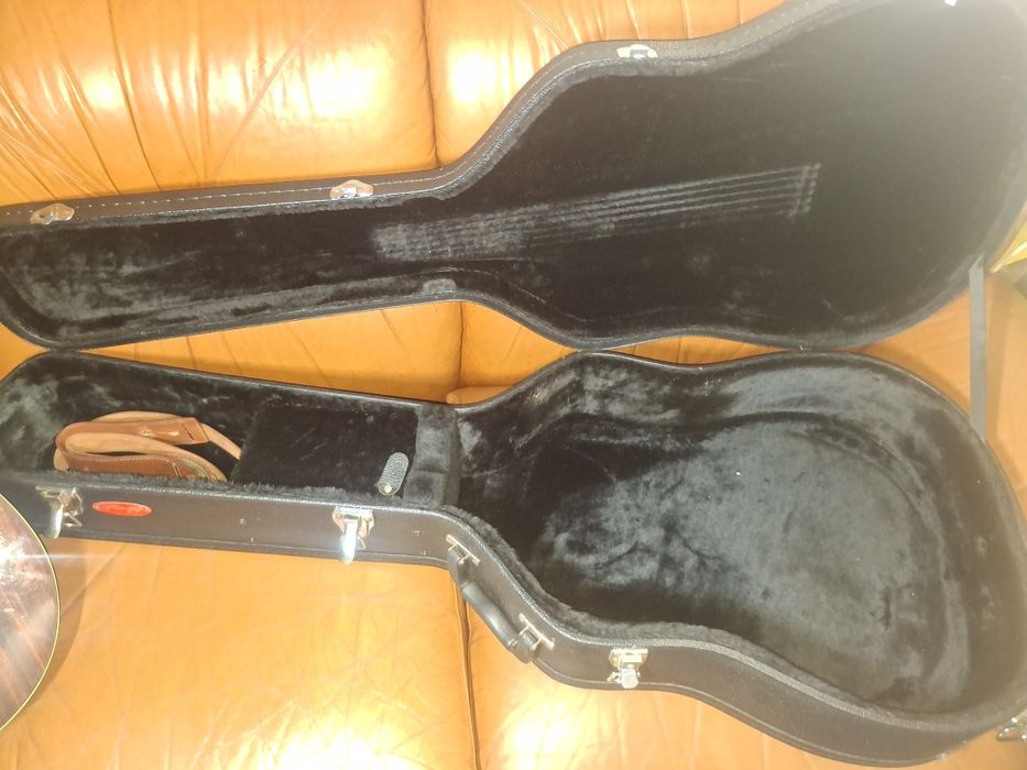 Chitară acustică yamaha !!