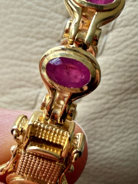 Сребърна гривна 925  с Рубини