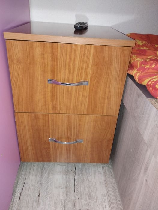 Mobila dormitor (Pat și dulap )