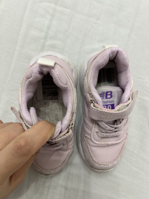 Детские кроссовки