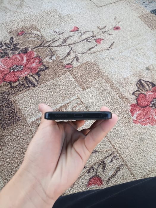 Poco F6 512/12..