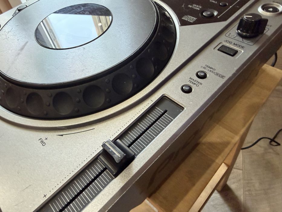 DJ плейър Pioneer CDJ 8000