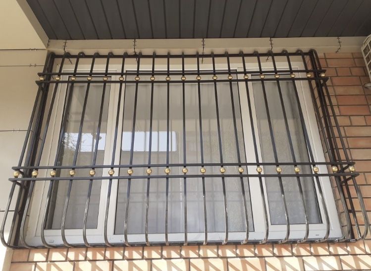 Arzon Reshotka temir panjaralar