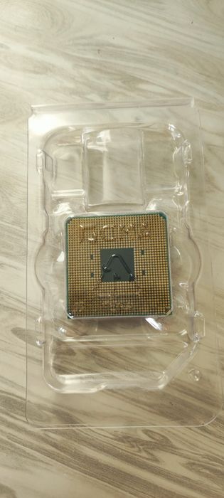 Продам процессор AMD Ryzen 5 1600
