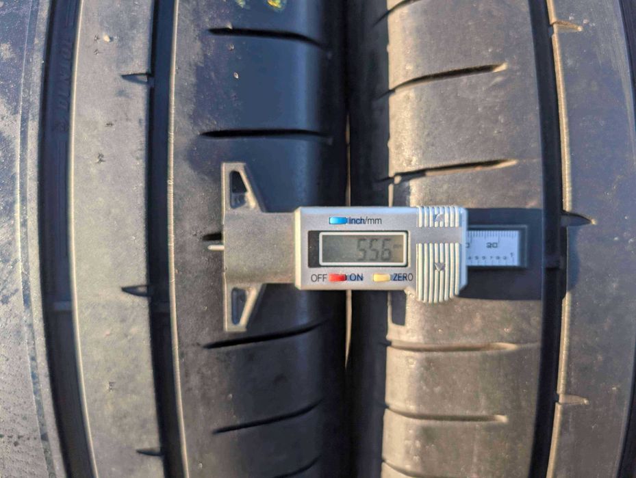 SET 2 Anvelope Vara 255/55 R19 DUNLOP Sport Maxx RT2 111W - SUV