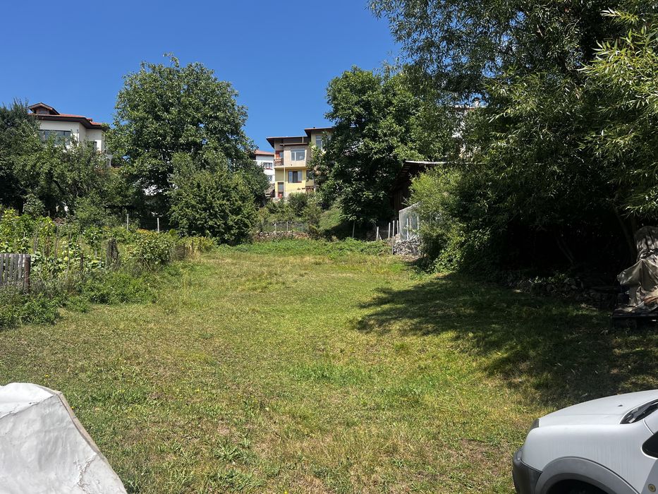 Урбанизиран поземлен имот 774кв.м