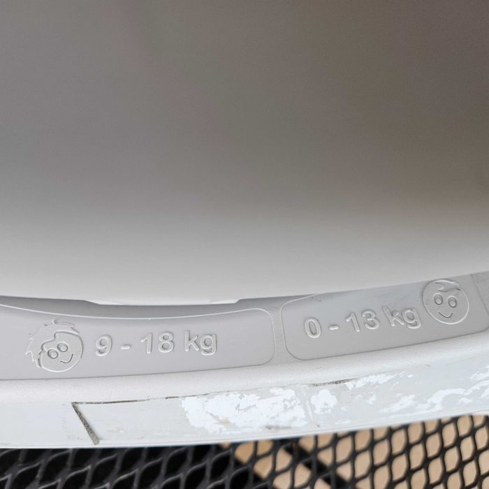 Scaun auto Britax Römer rotativ cu sistem ISOFIX