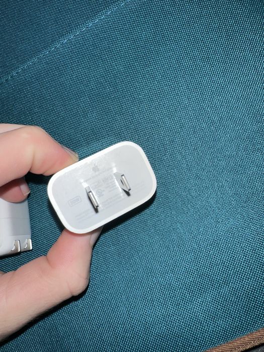 адаптери за Apple