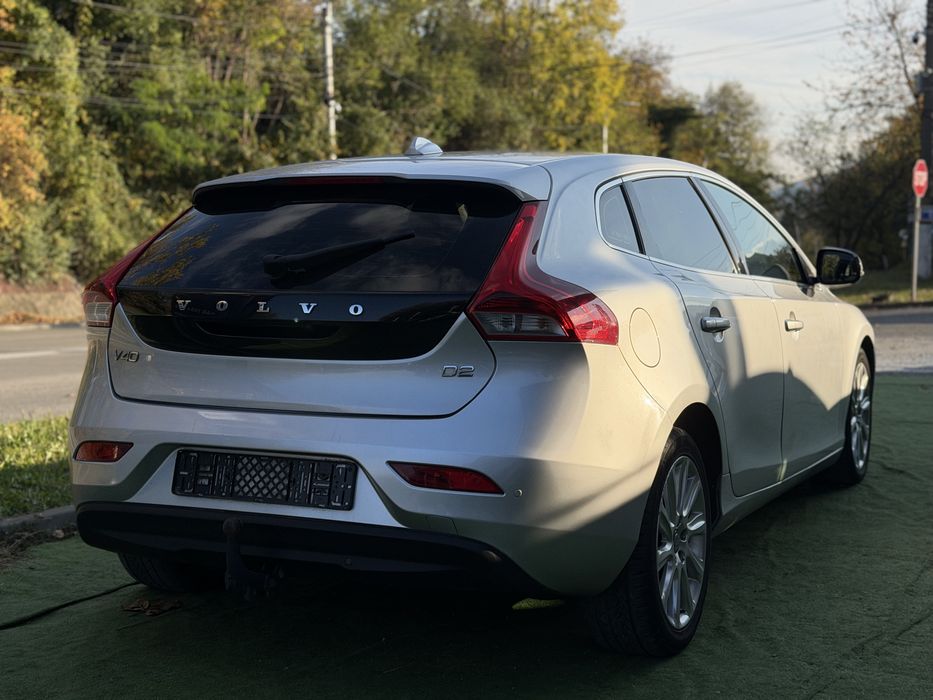 Volvo V40 si in rate