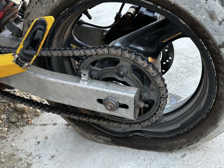 Vand Honda Hornet pc34 categoria A2 avariat