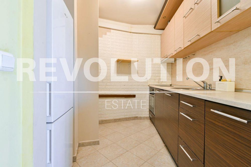 Дава се под наем Тристаен апартамент в София, Слатина - 80 кв.м за 700 € - Снимка #3