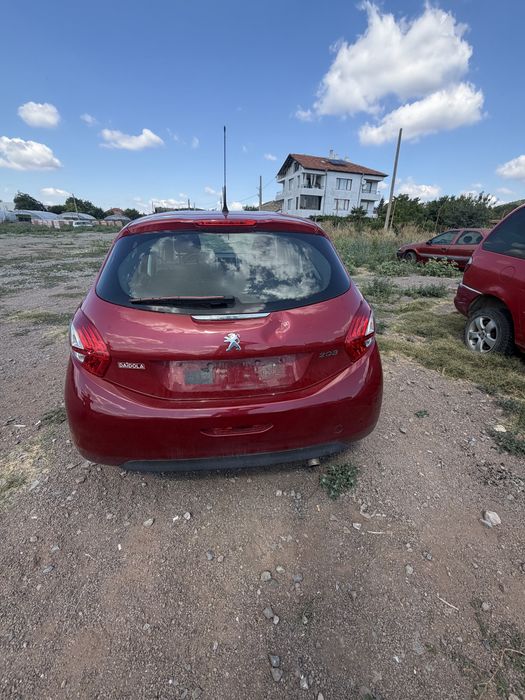 Пежо 208 1.4 VTi 16V 95 к.с. EP3C 2014г. на части