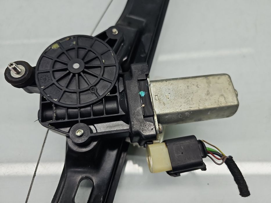 Macara electrica geam dreapta spate Bmw 3 (F30) [Fabr 2012-2017] Sedan