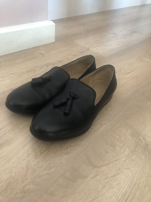 Лоферы кожаные без каблука