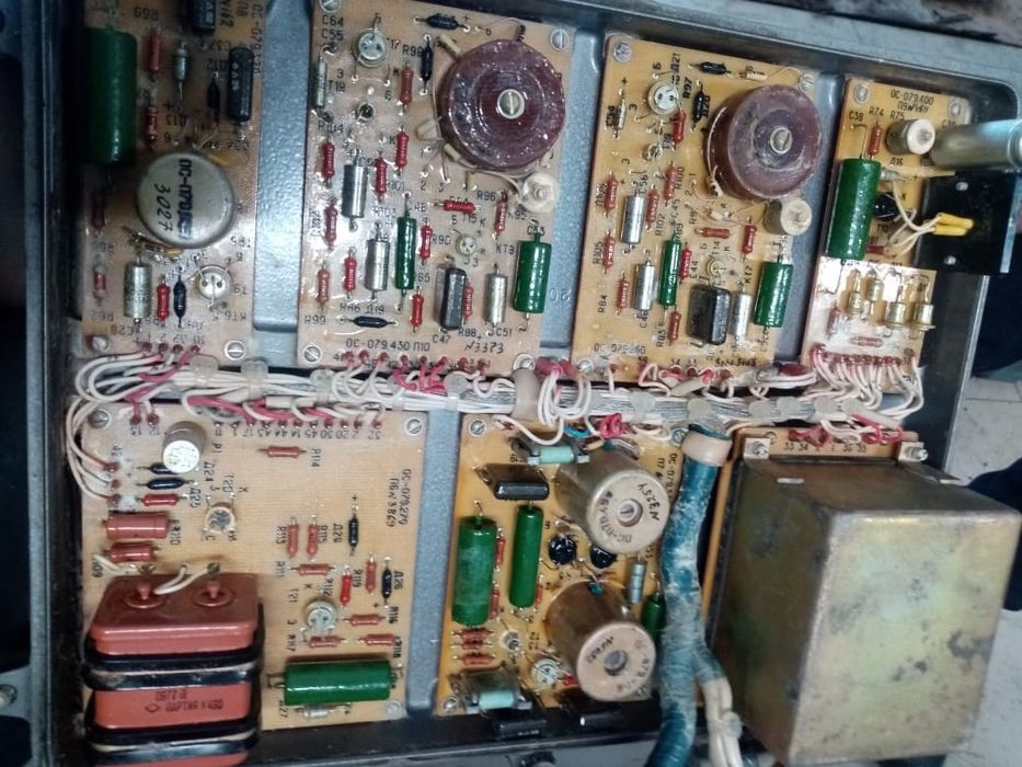 Имеется спрос на радиодетали советского производства .