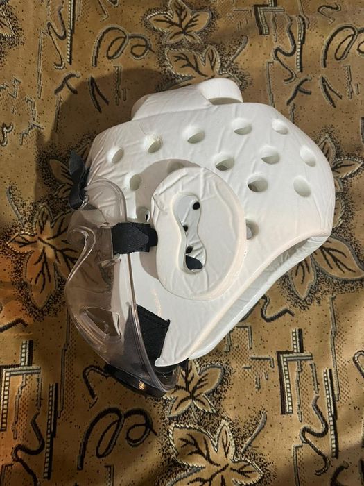 Шлем  для  тэквандо