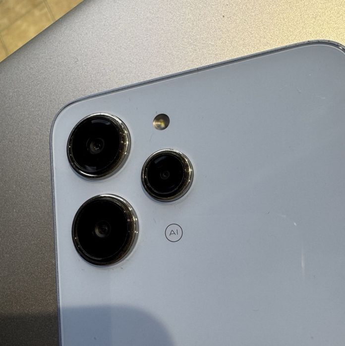 Redmi 12 yangi zoʻr ishlaydi karopka dokument bor obmen bor