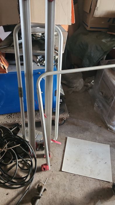 Стойка за 2 колела Thule за каравана.