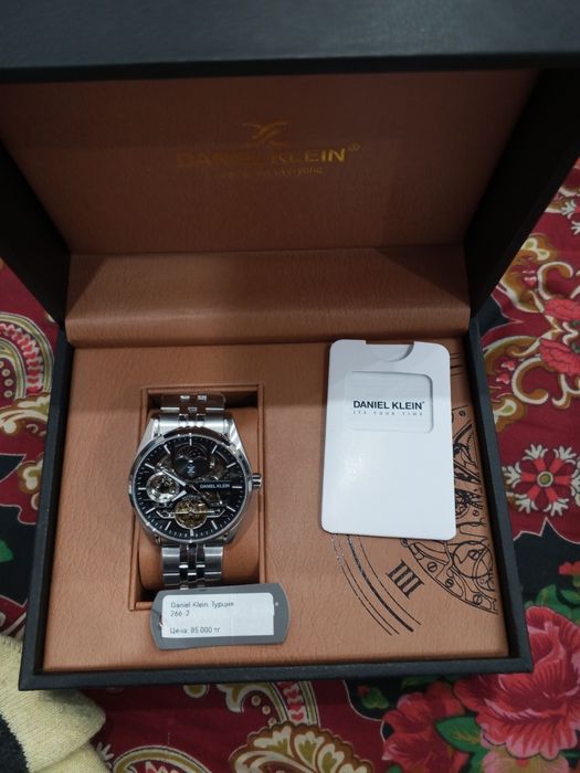 Сағат механический Daniel Klein
