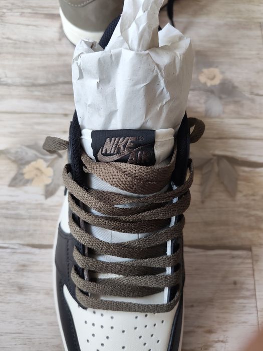 ! ULTIMA PERECHE ! - Jordan 1 OG mocha 42, 2 perechi de sireturi, nou nouti