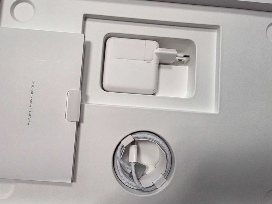 ***НАЙ-МОЩЕН*** Apple Macbook Air 15'' M3 24 RAM 2TB