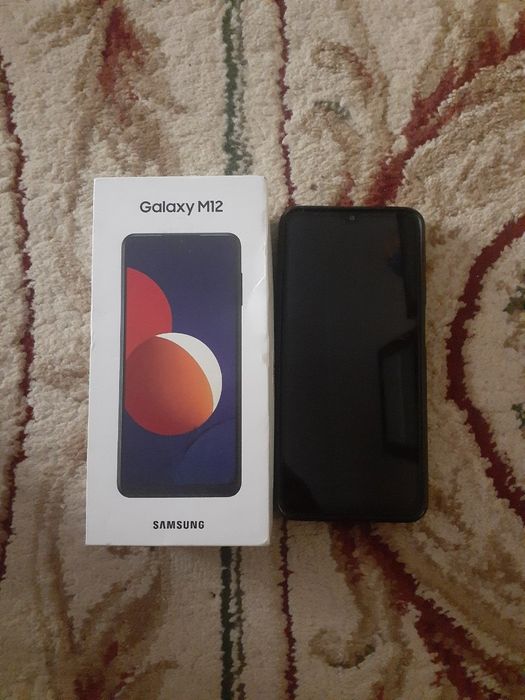 Продам саой новый телефон м12