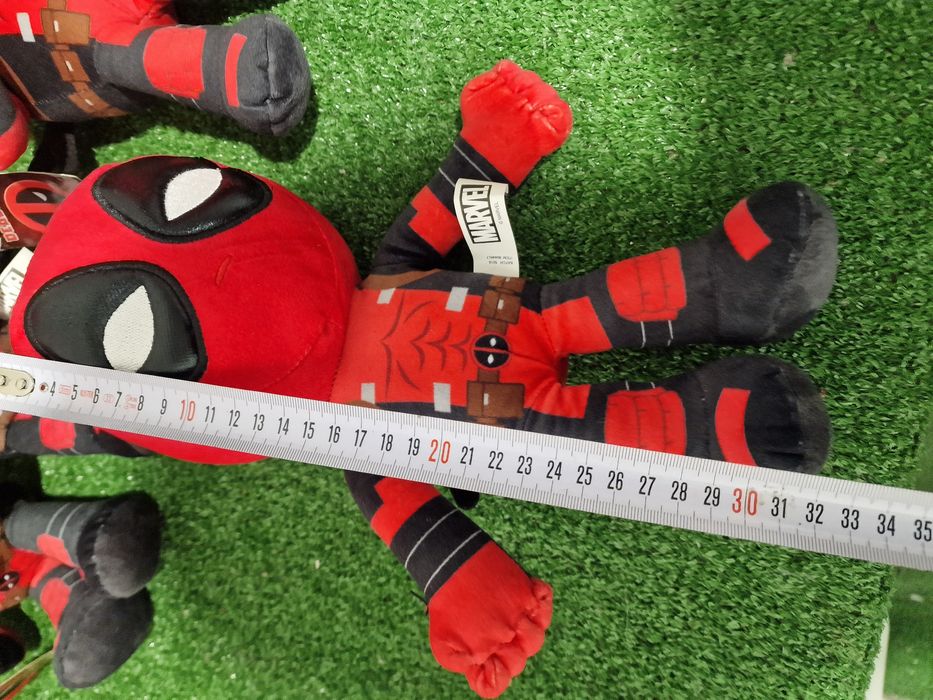 Deadpool играчки