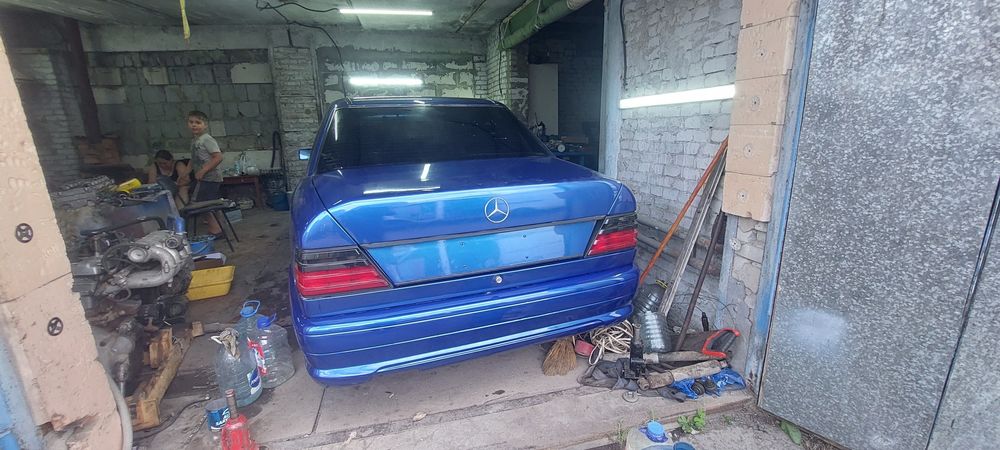 Разбор 124 мерседес 2.6 акпп.