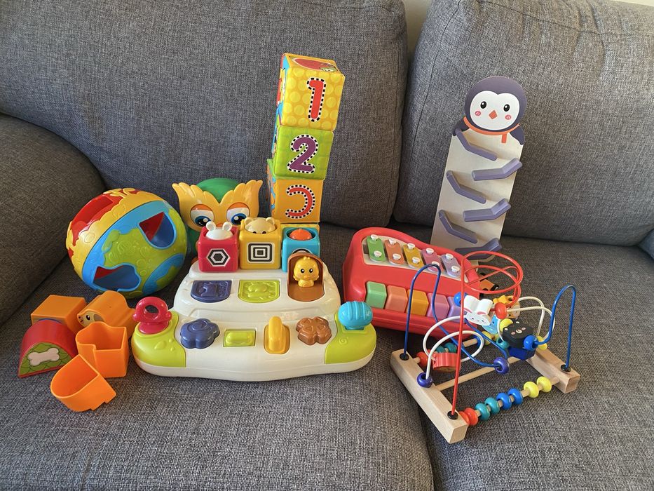 Лот играчки 15 лв