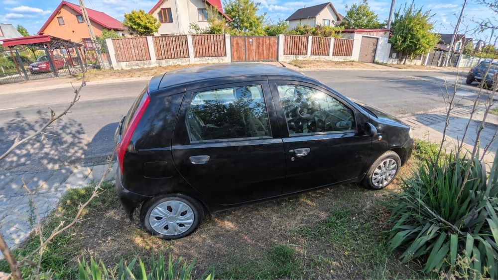 Fiat Punto 2008 – 1.2 Benzină – 110.836 km – Unic Proprietar