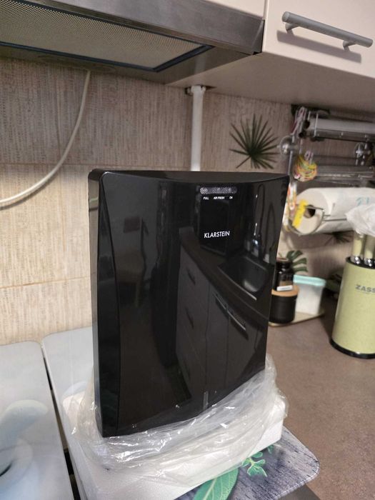 Vând dezumidificator și ionizator