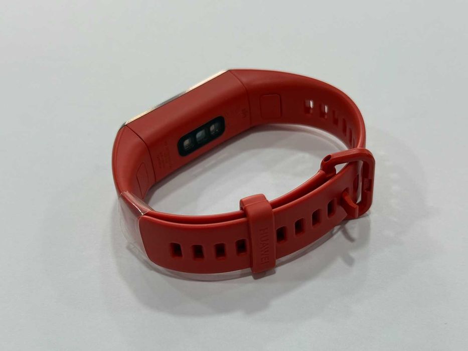 НОВ! Huawei Band 4