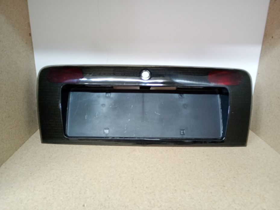 Подномерник бленда Ауди а6с5 Седан