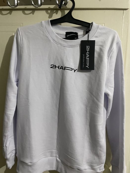 Продаю два новых свитшота