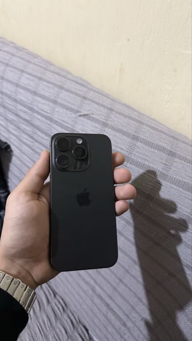Iphone 15 pro. 128gb 650$