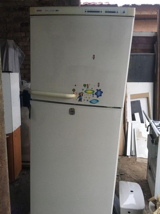 Холодильник продам