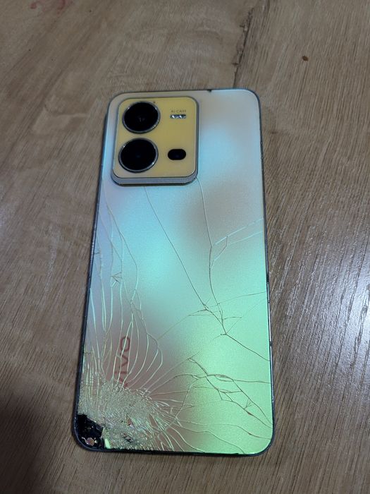 Продам Vivo v25e 128gb