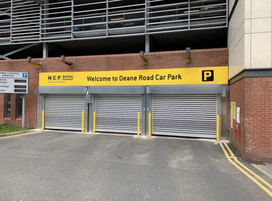 Скоростные автоматические ворота в Паркинг Efaflex (Германия) до 3м/с