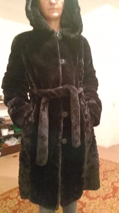 Продам шубу в хорошем состоянии