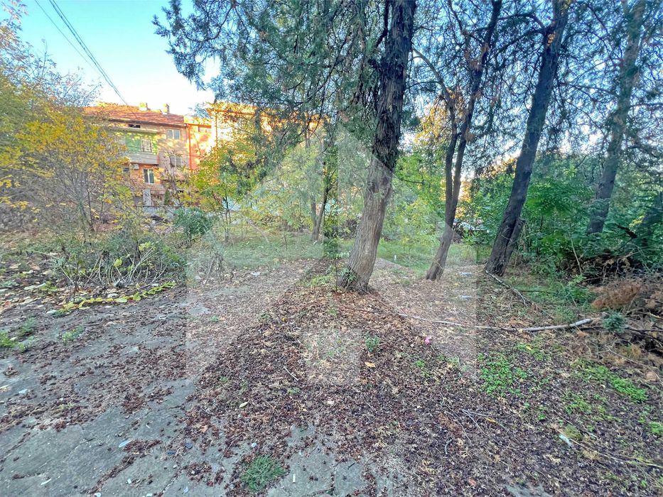 За продажба атрактивен ПАРЦЕЛ в ТОП ЦЕНТЪР - 2,4 ДКА, гр. Нови пазар.