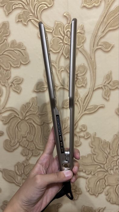 Выпрямитель для волос