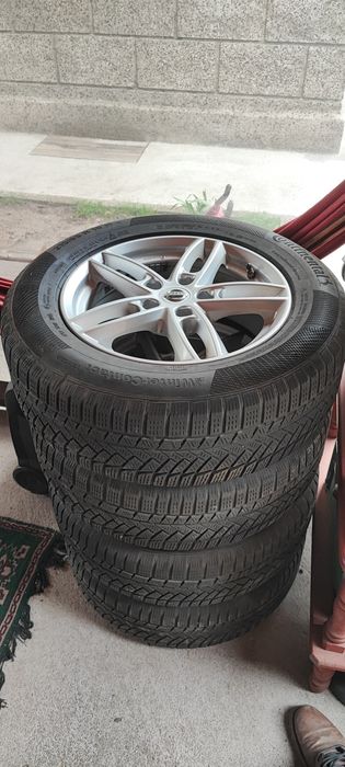 Гуми с перфектни джанти за NISSAN