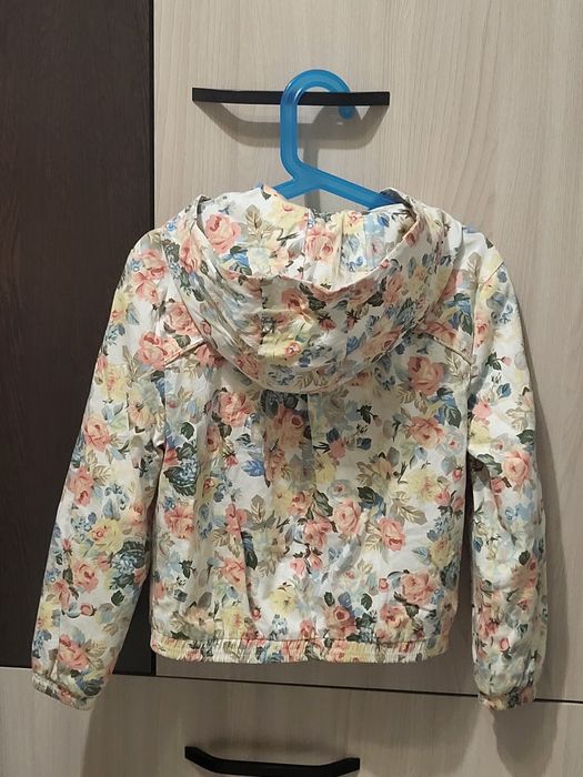 Ветровки на девочек