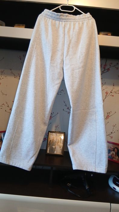 Pantaloni damă de la New Yorker