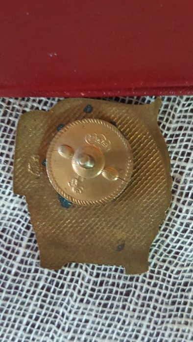 Лот значки Отличник на МВР с документи