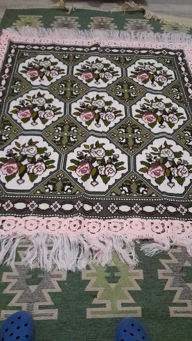 De vânzare fete de masa in chelin. Preț negociabil