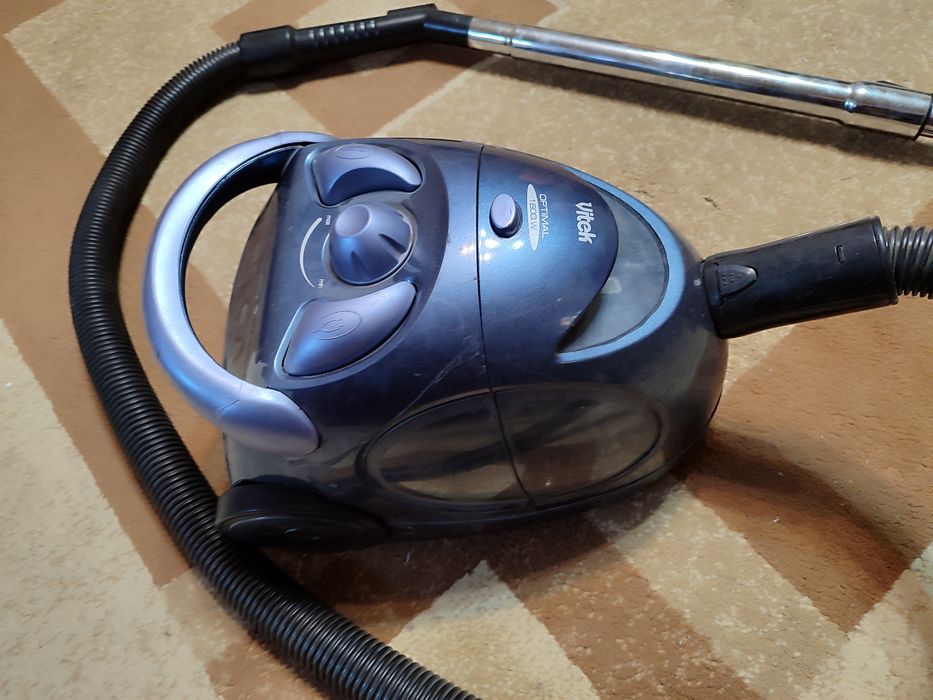 Продается пылесос VITEK OPTIMAL 1600W, б/у