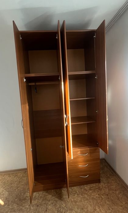 Шифонер продам срочно