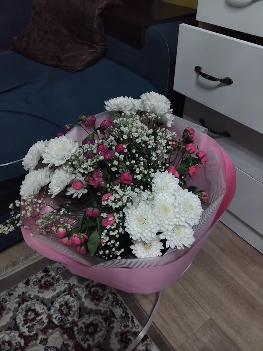 Продам большой букет цветов